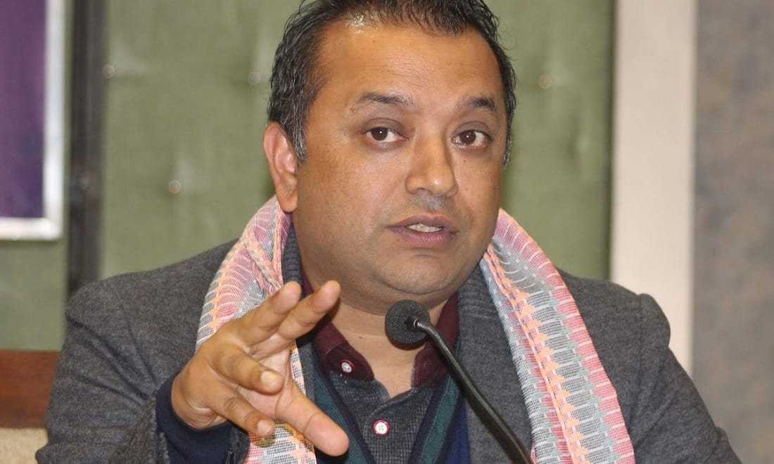 गगन थापाको प्रधानमन्त्रीलाई प्रश्न ! – डा केसीका कुनै माग जनहित विपरीत छन् ?