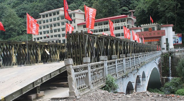 मजदुरमा कोरोना देखिएपछि तातोपानी नाका फेरी बन्द