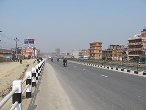 वर्षाले सडक भासिएका कारण अवरुद्ध अरनिको राजमार्ग सञ्चालनमा