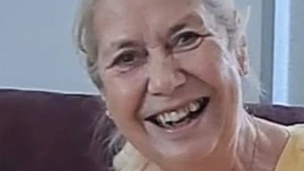 शाही कारकेडको ठक्करबाट महिलाको मृत्यु