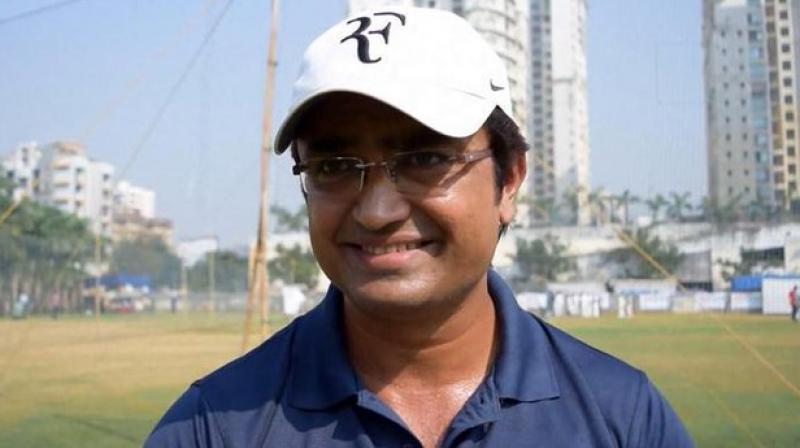 नेपाली राष्ट्रिय क्रिकेट टिमका मुख्य प्रशिक्षक देसाइ दक्षिण अफ्रिका प्रस्थान