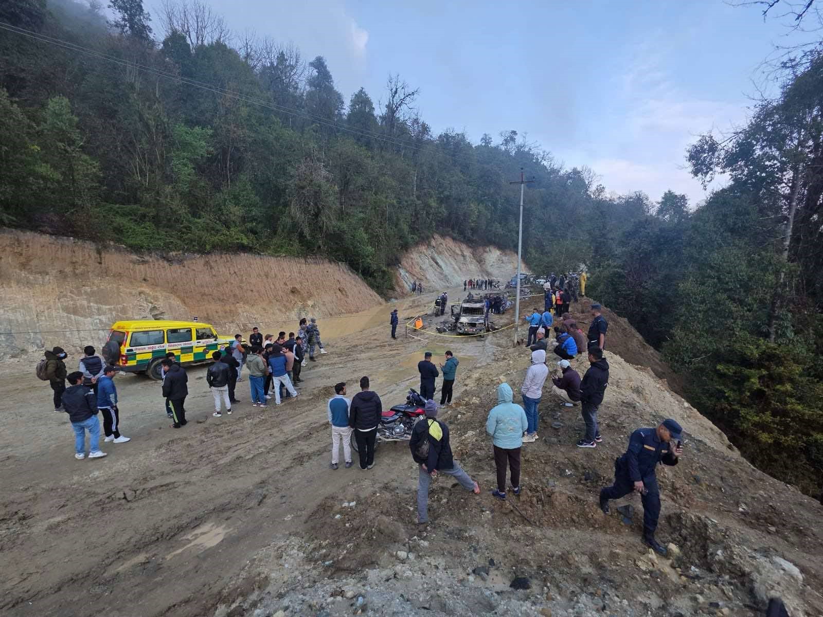ताप्लेजुङमा करेन्ट लागेर चार जनाको मृत्यु, दुई घाइते