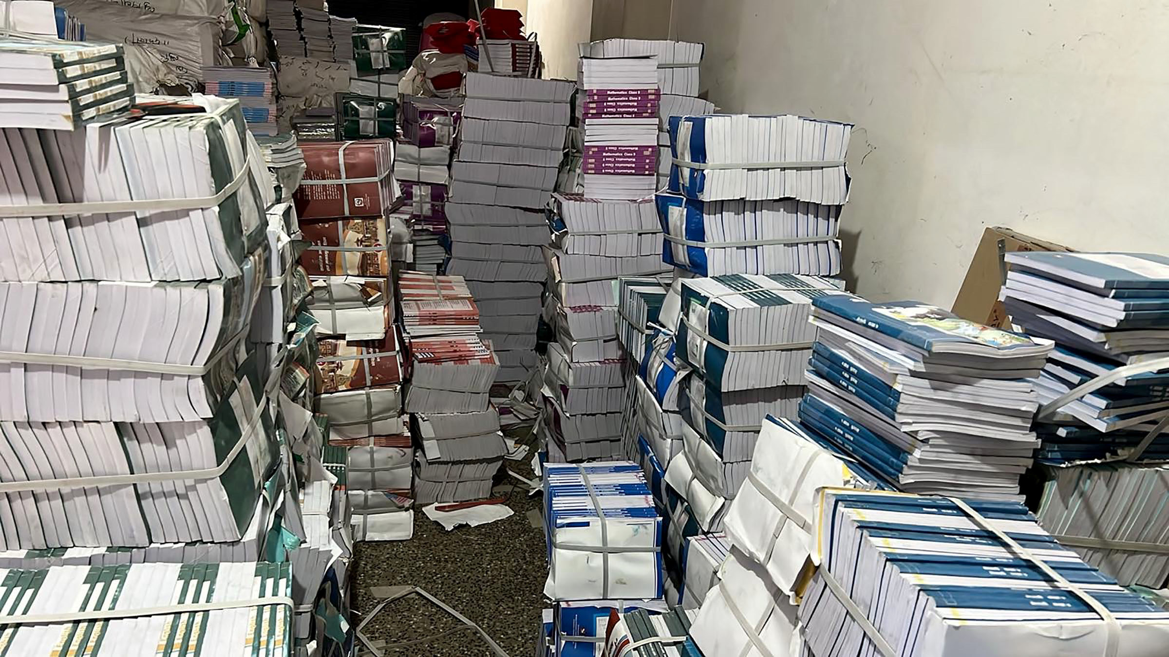 तनहुँमा शैक्षिक सत्र सुरु हुनुअघि नै सबै पाठ्यपुस्तक वितरणको तयारी