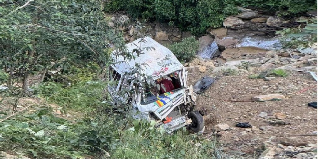 सल्यान गाडी दुर्घटना हुँदा तीन जनाको मृत्यु, दुई घाइते