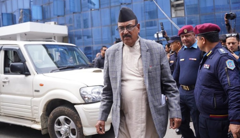 केपी ओलीलाई फौजदारी मुद्दा चलाउन आयोगको सिफारिस