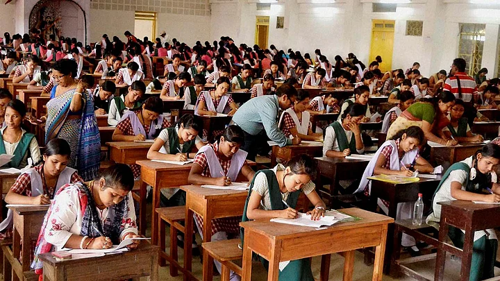 कक्षा १२ को नतिजा प्रकाशन